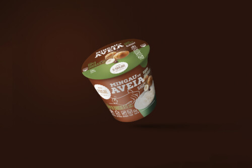 Design de embalagem para Mingau de Aveia Di Mangiare, destacando o ícone de '5 Minutos' e cores vibrantes que sinalizam preparo rápido e ingredientes saudáveis. Design de embalagem assinado por ENTRE Design.